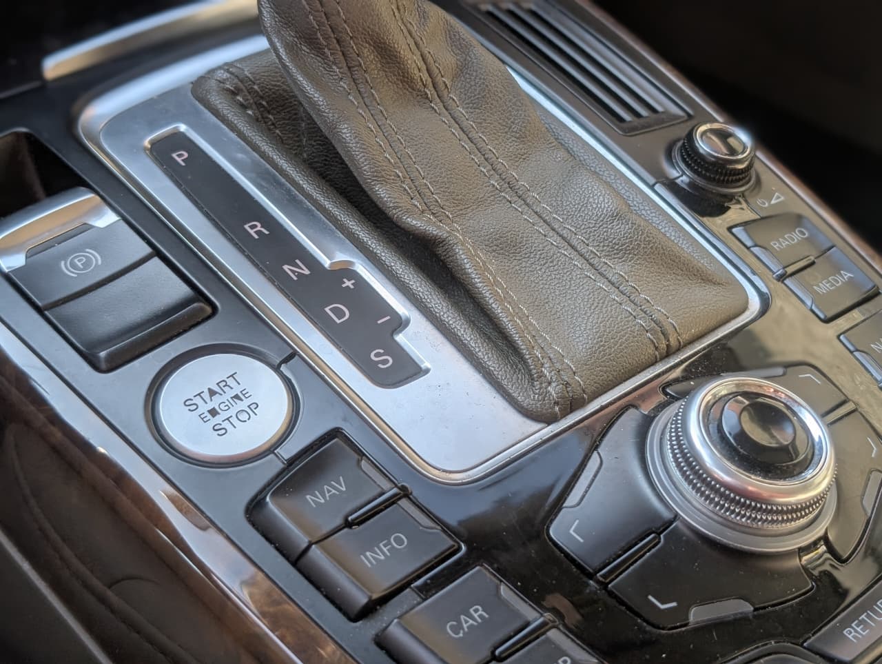 5c177653-9141-4d10-a0bf-40da1ca0954e