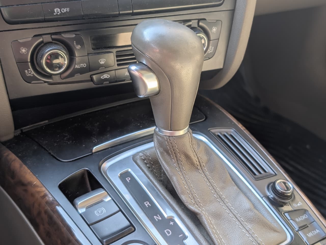 7ae70627-e63a-4469-88bb-22b815d0120e