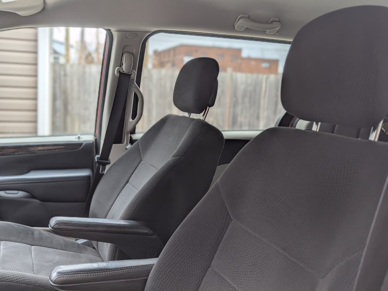 d1182ab0-02d9-40e8-a47a-4560886cdfa7