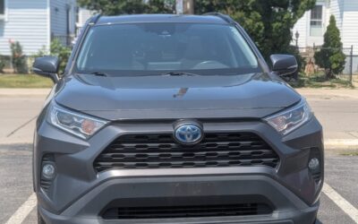 2019﻿ ﻿Toyota﻿ ﻿RAV4﻿ ﻿Hybrid XLE﻿