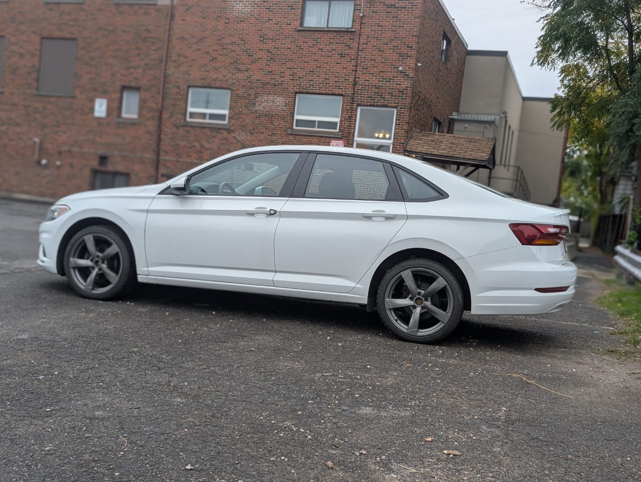 0c2c7633-b0af-4163-a995-df2694b82640