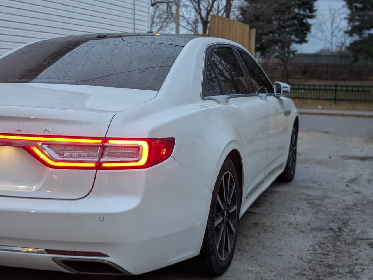 a9cb09e1-016c-4d12-bf86-f2ffc374f741