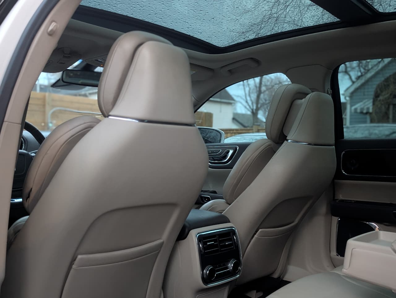 e7a3541b-e797-463a-8e8f-0db3c72dfee8