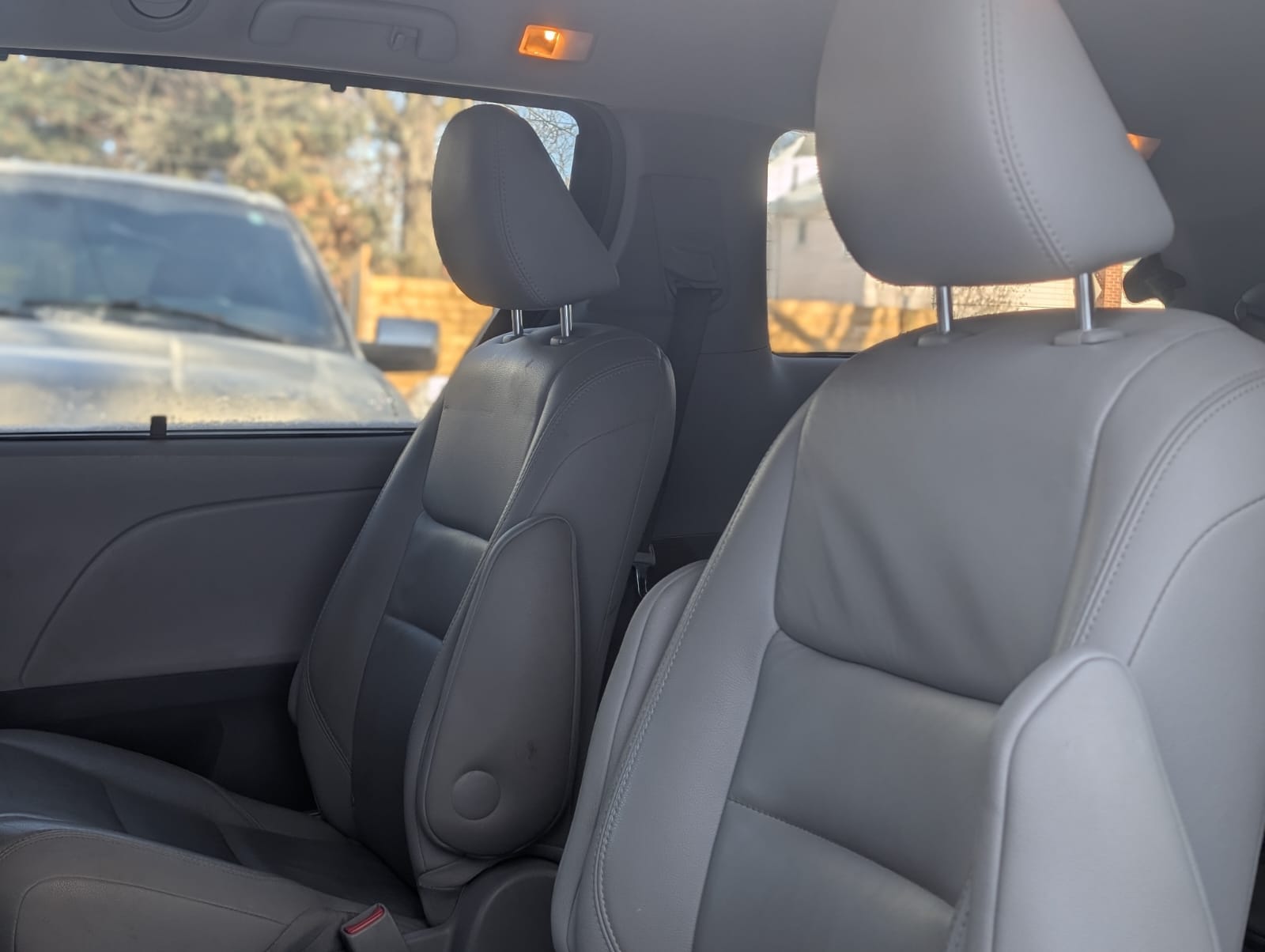 10dec52f-d018-485f-9985-160de422c027