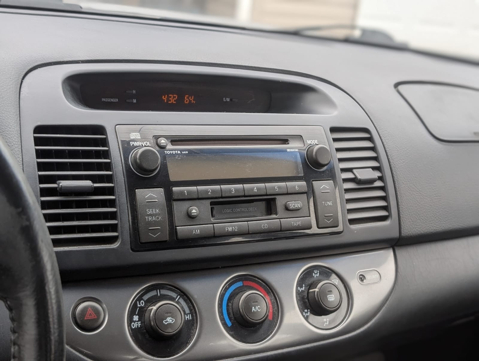 99289474-710a-4cdc-8a33-5277c098b619