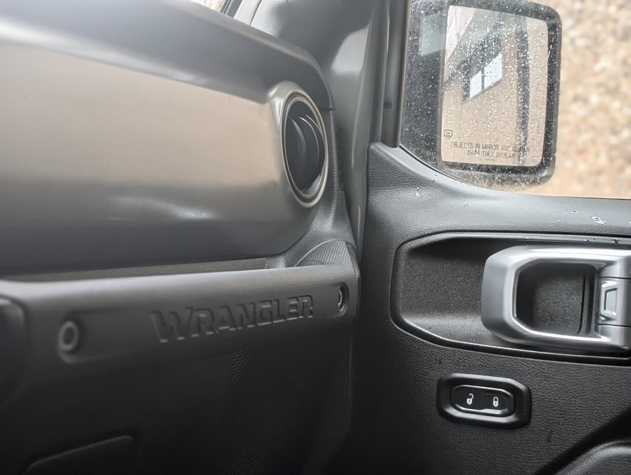 ca7d97dd-d63f-47c9-8387-3bcb3251521e