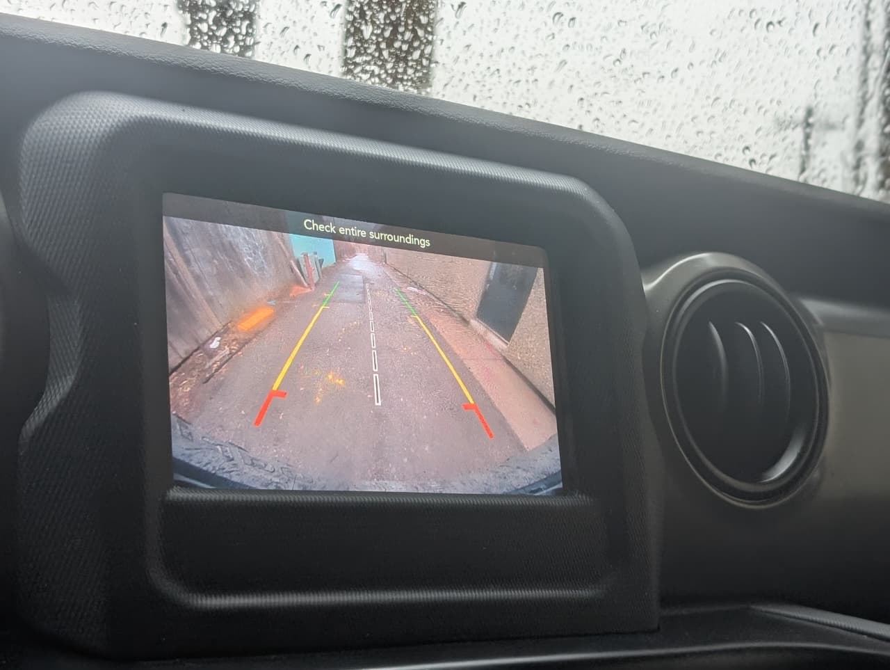 dd030675-0808-4cb5-a5f3-22d8966242dc