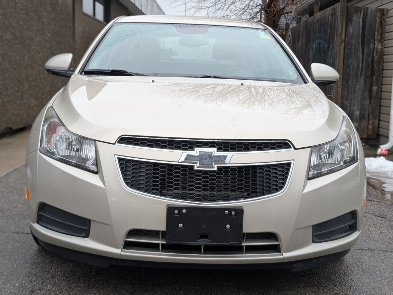 a9640627-6d1d-4c79-92af-a9c53fe5f1a7