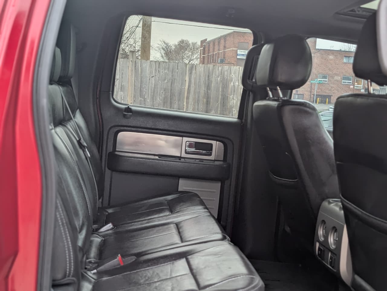 a0a4f9c8-c036-4084-8f67-e65e616bb63c