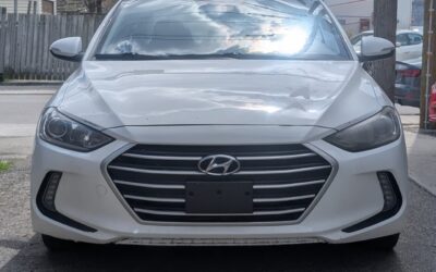 2017 Hyundai Elantra – no accidents – Brown Boy Toys Hamilton ON
