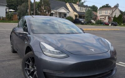 2018 TESLA MODEL 3 RWD